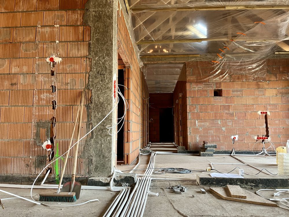 Kompleksowa budowa murowanego energooszczędnego domu jednorodzinnego do stanu deweloperskiego o pow. 184 m2, gmina Namysłów. Projekt indywidualny