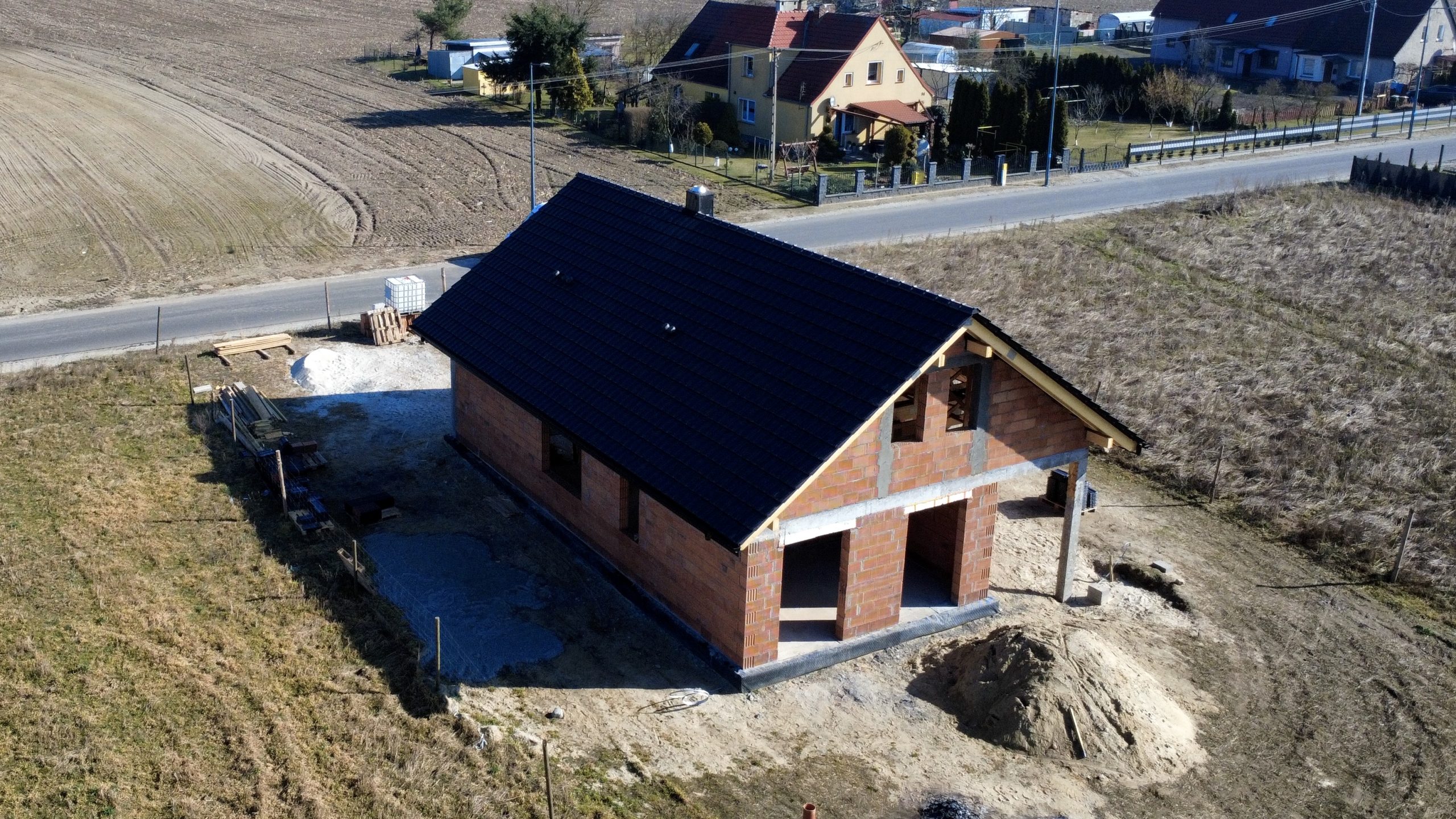 Kompleksowa budowa murowanego energooszczędnego domu jednorodzinnego 169 m2, okolice Namysłowa. Projekt indywidualny 1 Kompleksowa budowa murowanego energooszczędnego domu jednorodzinnego 167 m2, okolice Namysłowa. Projekt indywidualny
