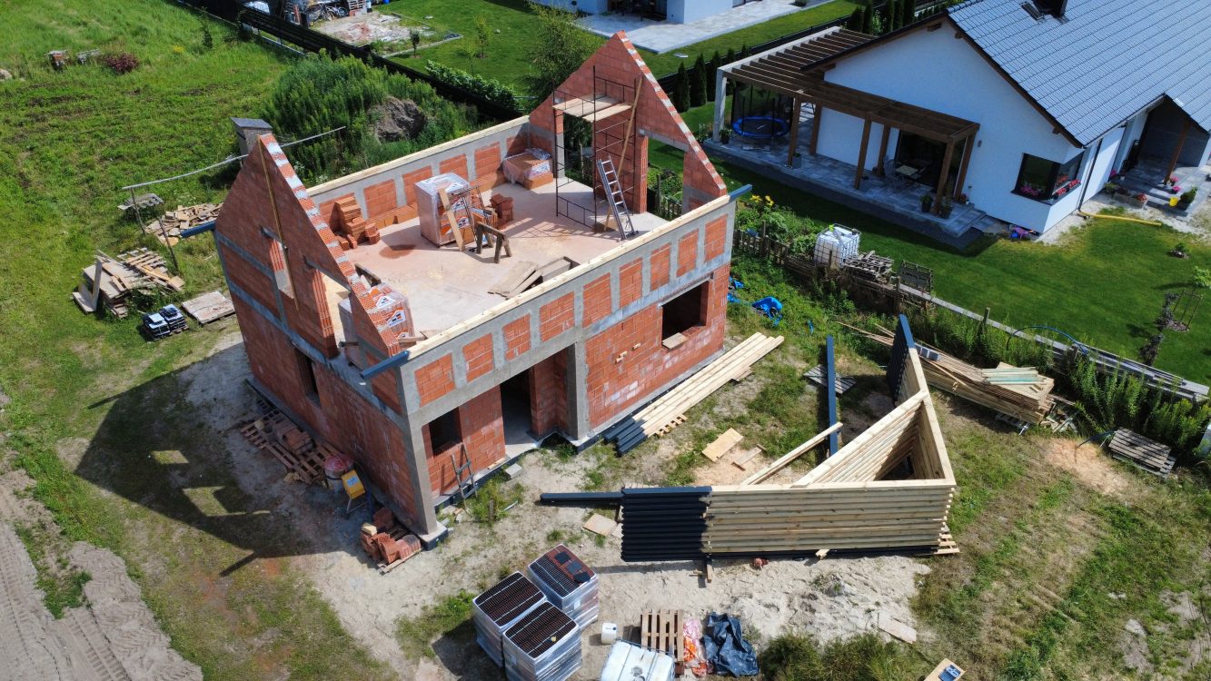 PROJEKT DOM W MALINÓWKACH 11 VER. 2 - FIRMY ARCHON - PRACE MUROWE ZAKOŃCZONE