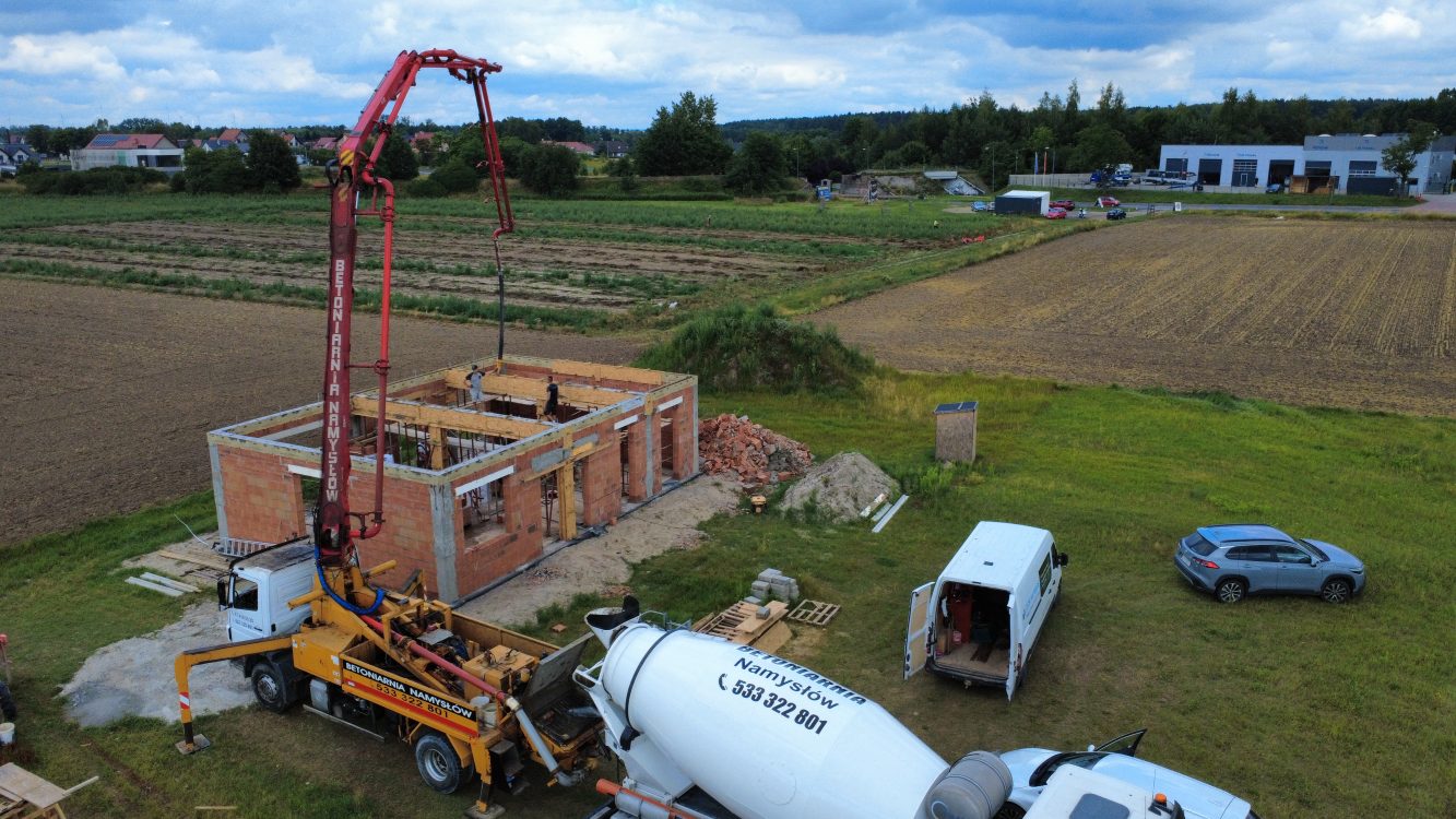 Kompleksowa budowa murowanego energooszczędnego domu jednorodzinnego 80 m², Namysłów.  Projekt Archon: Dom w Kruszczykach 10 (A)