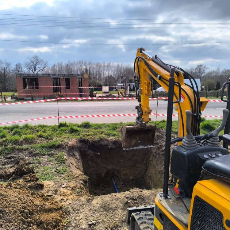 Kompleksowa budowa murowanego energooszczędnego domu jednorodzinnego 119 m2, gmina Wilków. Projekt firmy LELO DESIGN: Jaskółka 3