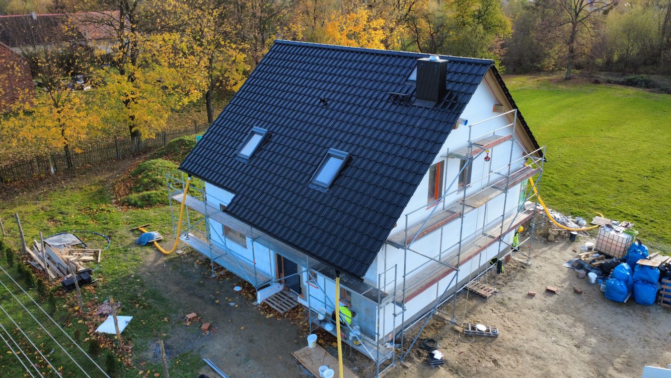 Kompleksowa budowa murowanego energooszczędnego domu jednorodzinnego 119 m2, gmina Wilków. Projekt firmy LELO DESIGN: Jaskółka 3