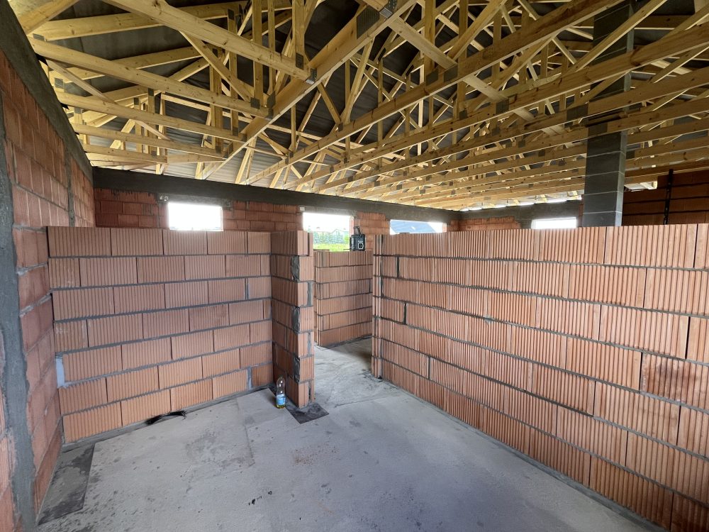 Kompleksowa budowa murowanego energooszczędnego domu jednorodzinnego do stanu deweloperskiego o pow. 92 m2, okolice Kępna. Projekt firmy Archon: Dom w Kruszczykach 14