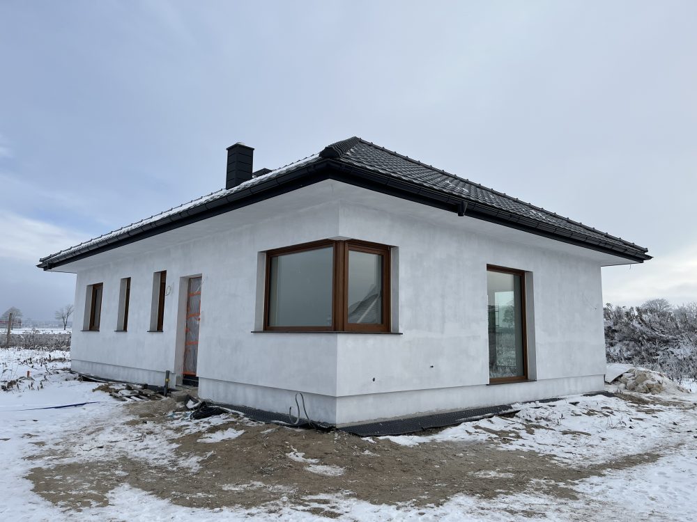 Kompleksowa budowa murowanego energooszczędnego domu jednorodzinnego do stanu deweloperskiego o pow. 92 m2, okolice Kępna. Projekt firmy Archon: Dom w Kruszczykach 14