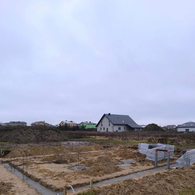 Kompleksowa budowa murowanego energooszczędnego domu jednorodzinnego do stanu deweloperskiego o pow. 92 m2, okolice Kępna. Projekt firmy Archon: Dom w Kruszczykach 14