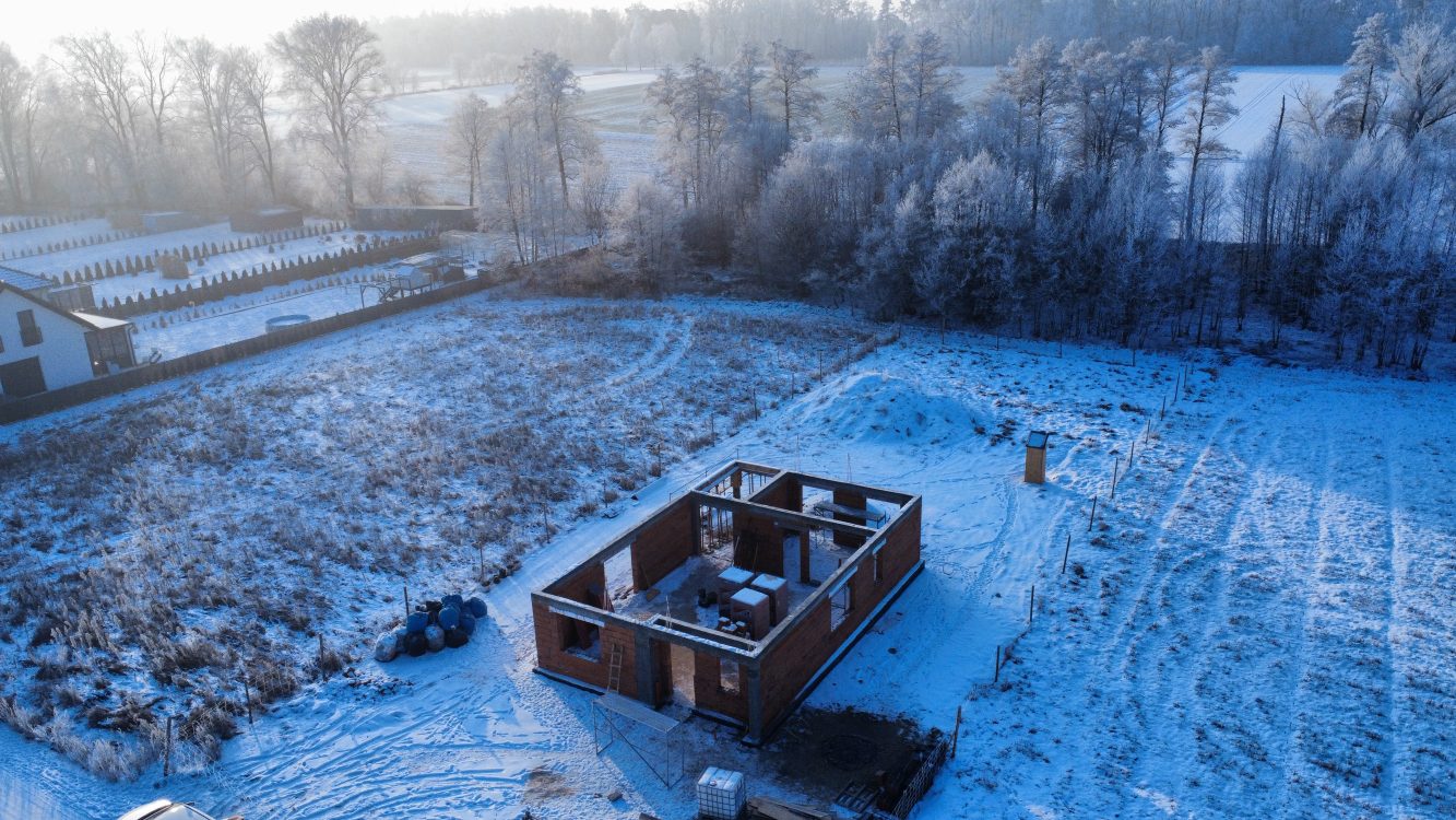 Kompleksowa budowa murowanego energooszczędnego domu jednorodzinnego 167 m2, okolice Namysłowa. Projekt indywidualny