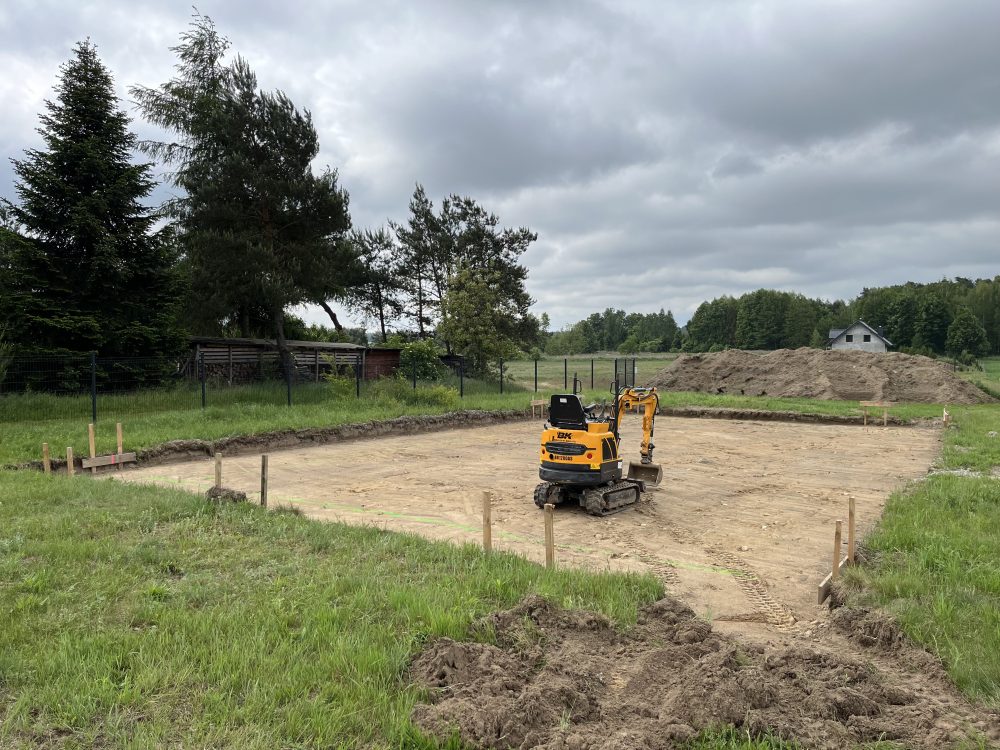 Kompleksowa budowa murowanego energooszczędnego domu jednorodzinnego 94 m2, okolice Namysłowa. Projekt firmy Archon: Dom w Kosaćcach 27