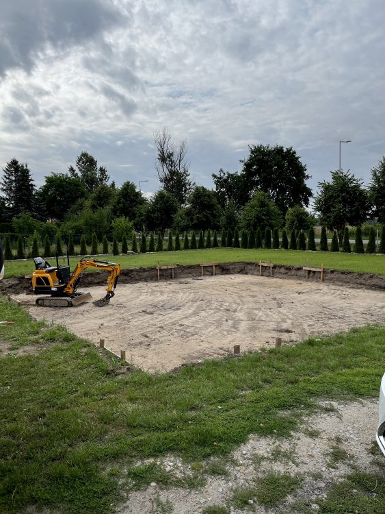 Kompleksowa budowa murowanego energooszczędnego domu jednorodzinnego do stanu surowego zamkniętego 90 m2, Namysłów. Projekt firmy Archon: Dom w Kronselkach 3 Kompleksowa budowa murowanego energooszczędnego domu jednorodzinnego do stanu surowego zamkniętego 90 m2, Namysłów. Projekt firmy Archon: Dom w Kronselkach