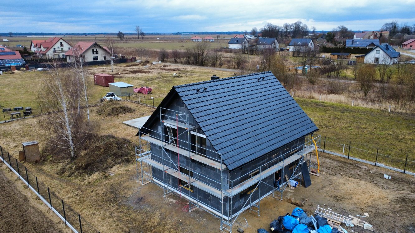Kompleksowa budowa murowanego energooszczędnego domu jednorodzinnego do stanu deweloperskiego o pow. 127m2, okolice Oleśnicy. Projekt firmy ARCHON - Dom w Zielistkach 32